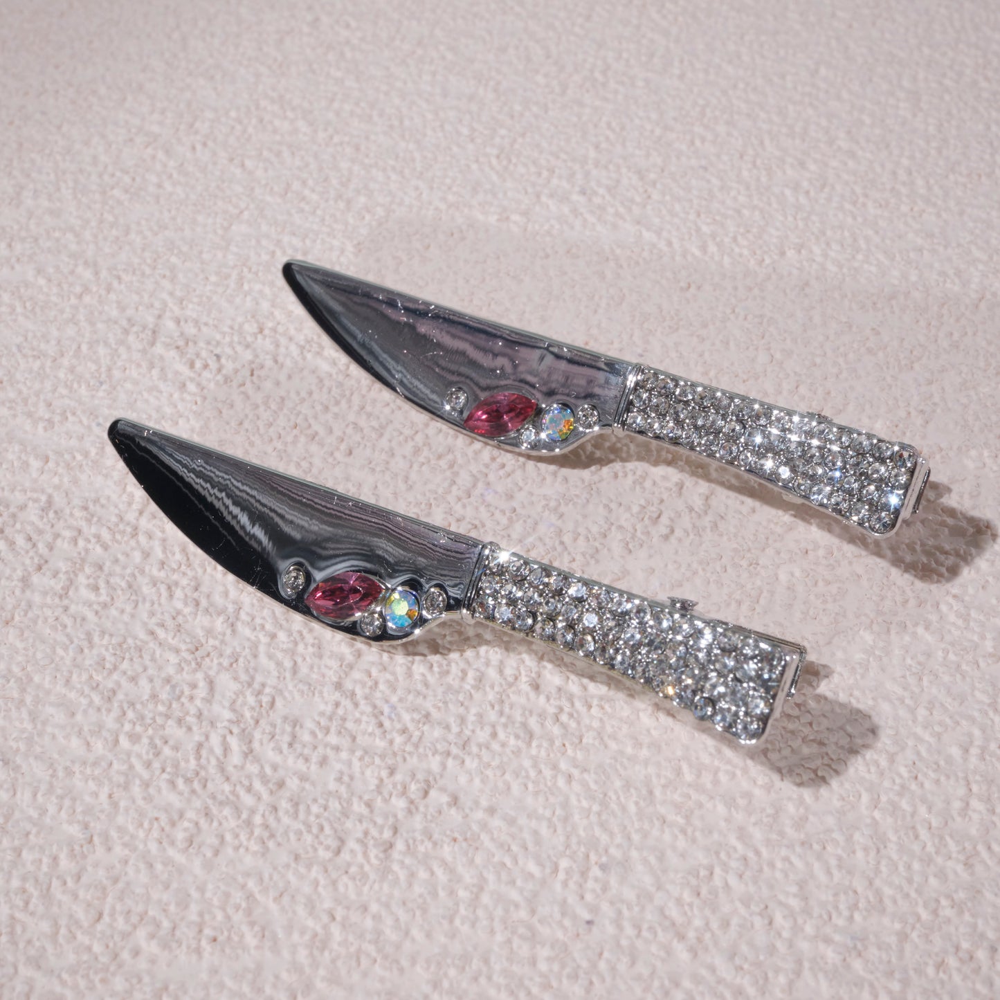 Heart-Breaking Hair Clip